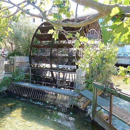 Le Nid De Marius Leilighet LʼIsle-sur-la-Sorgue Eksteriør bilde